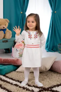 Детска ленена рокля "Еленово наричане" - Image 3